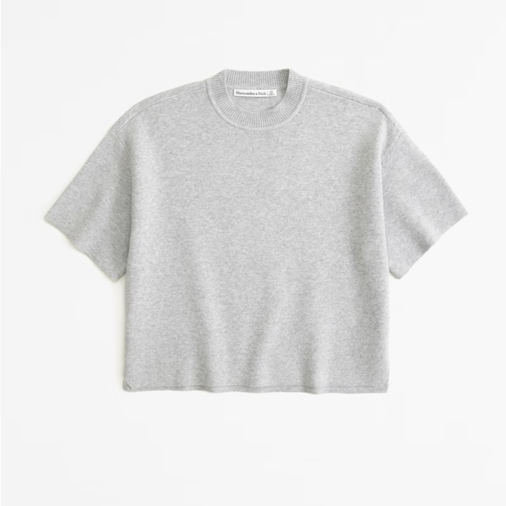 NWT Abercrombie LuxeLoft Sweater Tee
